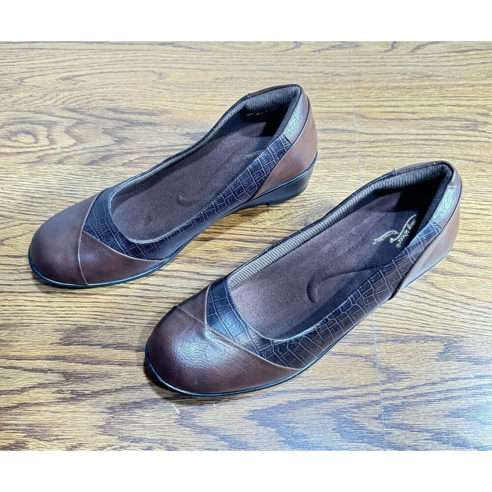 Easy‎ Street Women's Patent Leather Croco Copper Loafers Size 10WW Slip On Wedge
